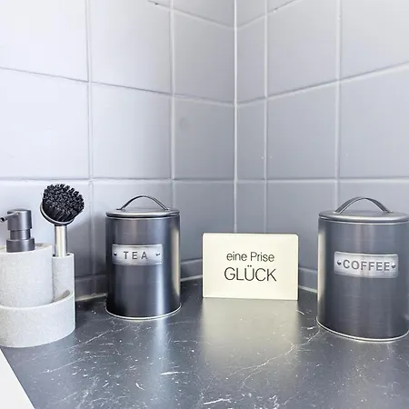 Alfa Esslingen Altstadt Nahe Stuttgart Messe I 3 4 Betten I Bad I Kueche L Wifi & Smarttv I 3br 4beds I Bathroom I Kitchen Daire *