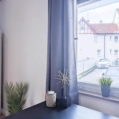 Alfa Esslingen Altstadt Nahe Stuttgart Messe I 3 4 Betten I Bad I Kueche L Wifi & Smarttv I 3br 4beds I Bathroom I Kitchen *