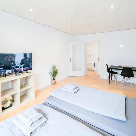 Daire Alfa Esslingen Altstadt Nahe Stuttgart Messe I 3 4 Betten I Bad I Kueche L Wifi & Smarttv I 3br 4beds I Bathroom I Kitchen