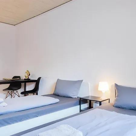 Appartement Alfa Esslingen Altstadt Nahe Stuttgart Messe I 3 5 Betten I Bad I Kueche L Wifi & Smarttv I 3br 5 Beds I Bathroom I Kitchen Esslingen am Neckar